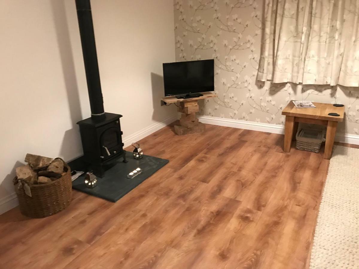 Thrush Nest Cottages - Wren Cottage Sleeps 4, 2 Bedrooms & Stable Cottage Sleeps 2, 1 Bedroom 요크 외부 사진